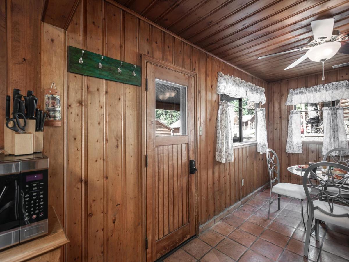 Alpine Cabin, 3 Bedrooms, Deck, Sleeps 8 Ruidoso Esterno foto