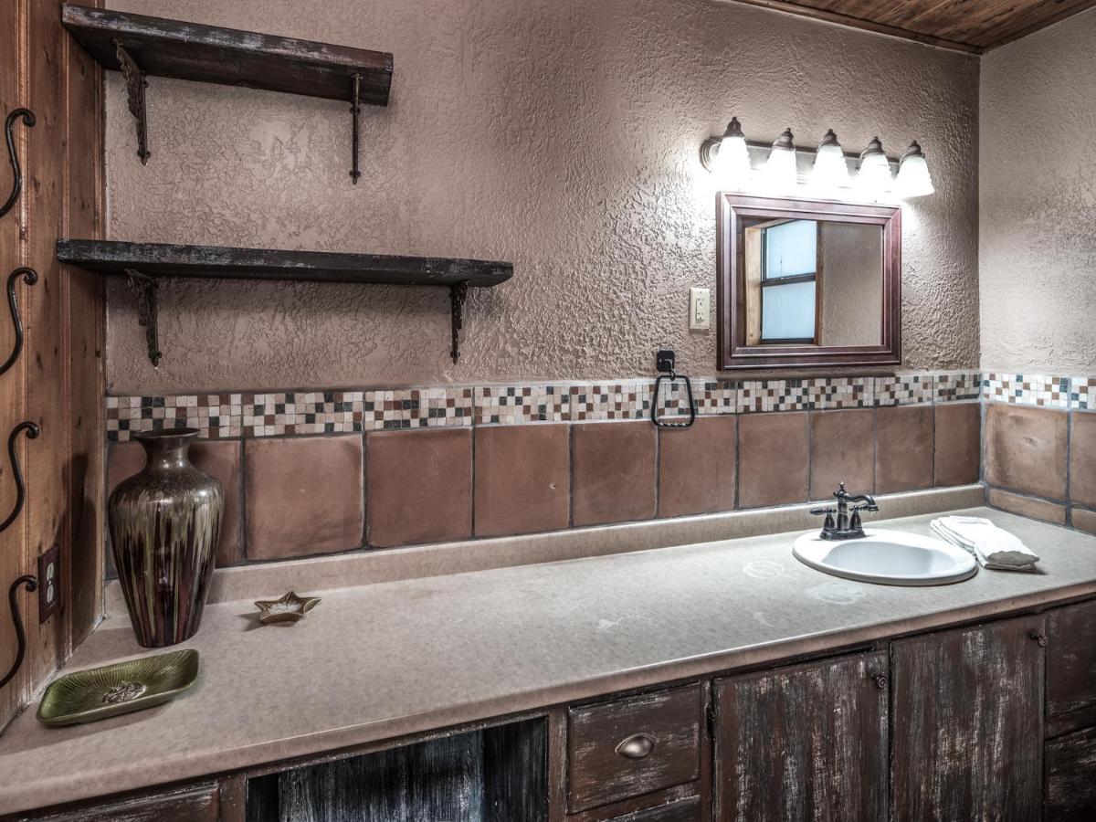 Alpine Cabin, 3 Bedrooms, Deck, Sleeps 8 Ruidoso Esterno foto